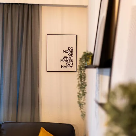 Geraeumige Ferienwohnung, 4 Schlafzimmer, Gute Anbindung, Ruhig, Apartment Recklinghausen