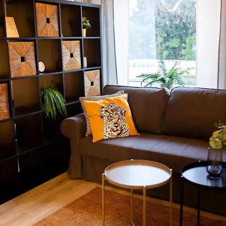 Geraeumige Ferienwohnung, 4 Schlafzimmer, Gute Anbindung, Ruhig, * Recklinghausen