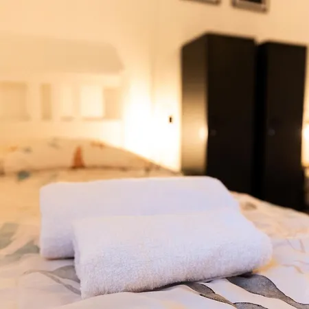 Apartment Geraeumige Ferienwohnung, 4 Schlafzimmer, Gute Anbindung, Ruhig, Recklinghausen